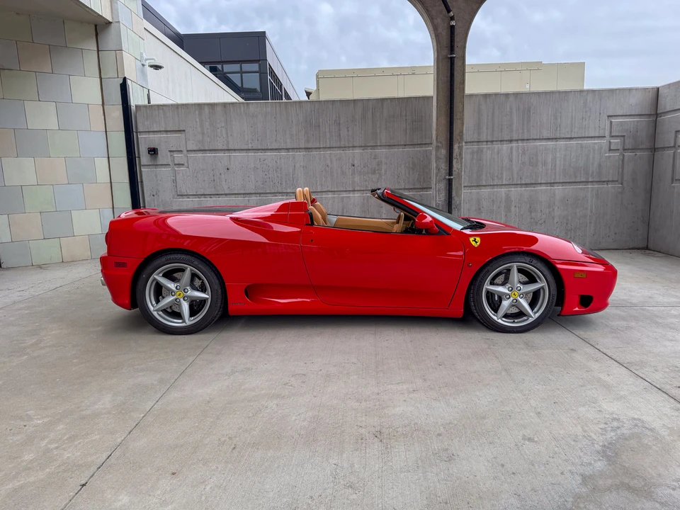 2001 Ferrari 360 Spider - Image 19 of 31