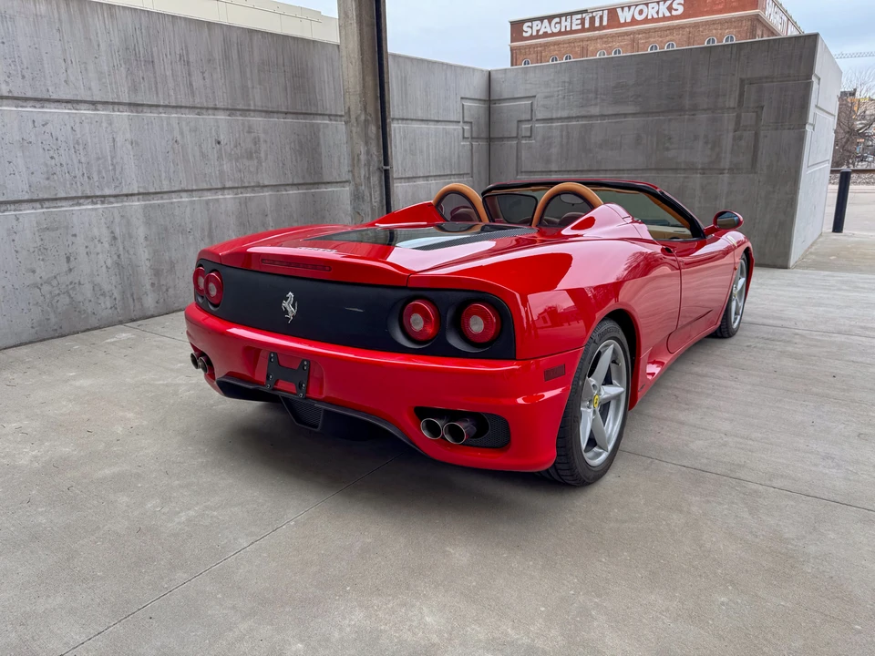 2001 Ferrari 360 Spider - Image 24 of 31