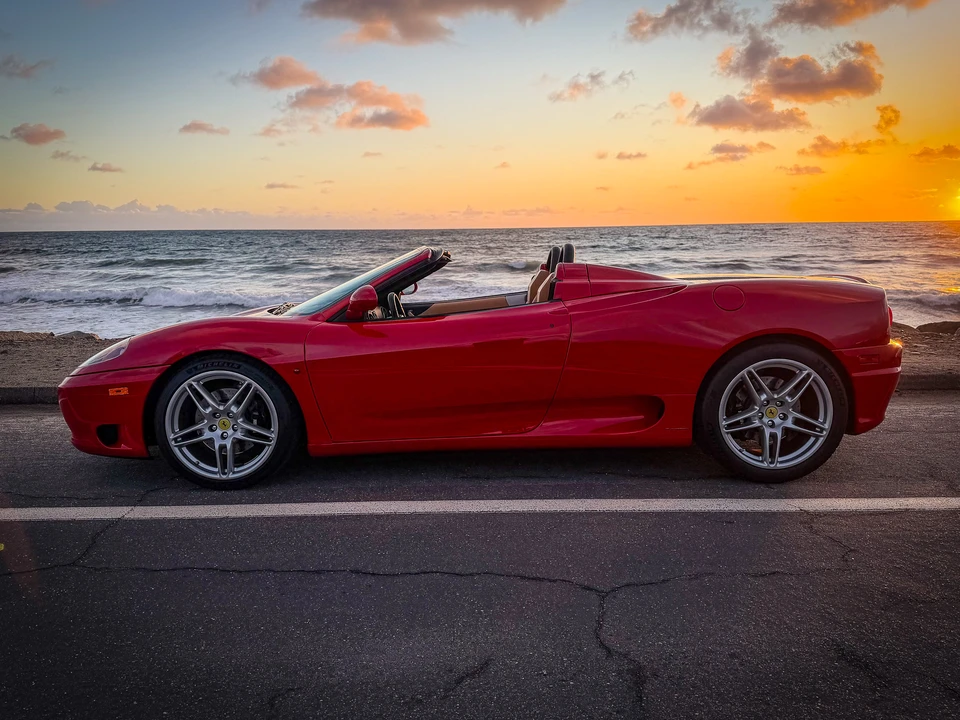 2001 Ferrari 360 Spider - Image 12 of 31