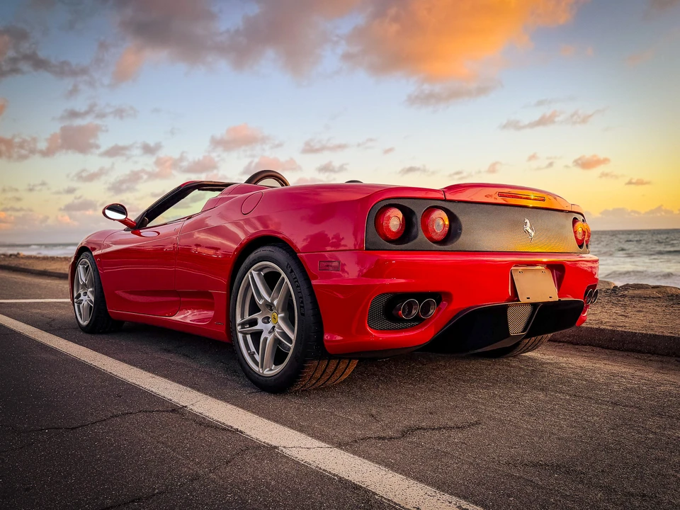 2001 Ferrari 360 Spider - Image 17 of 31