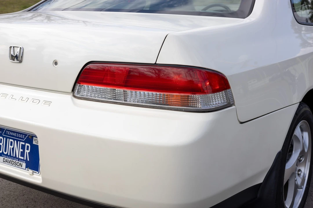 2001 Honda Prelude 5th Gen - Image 21 of 31