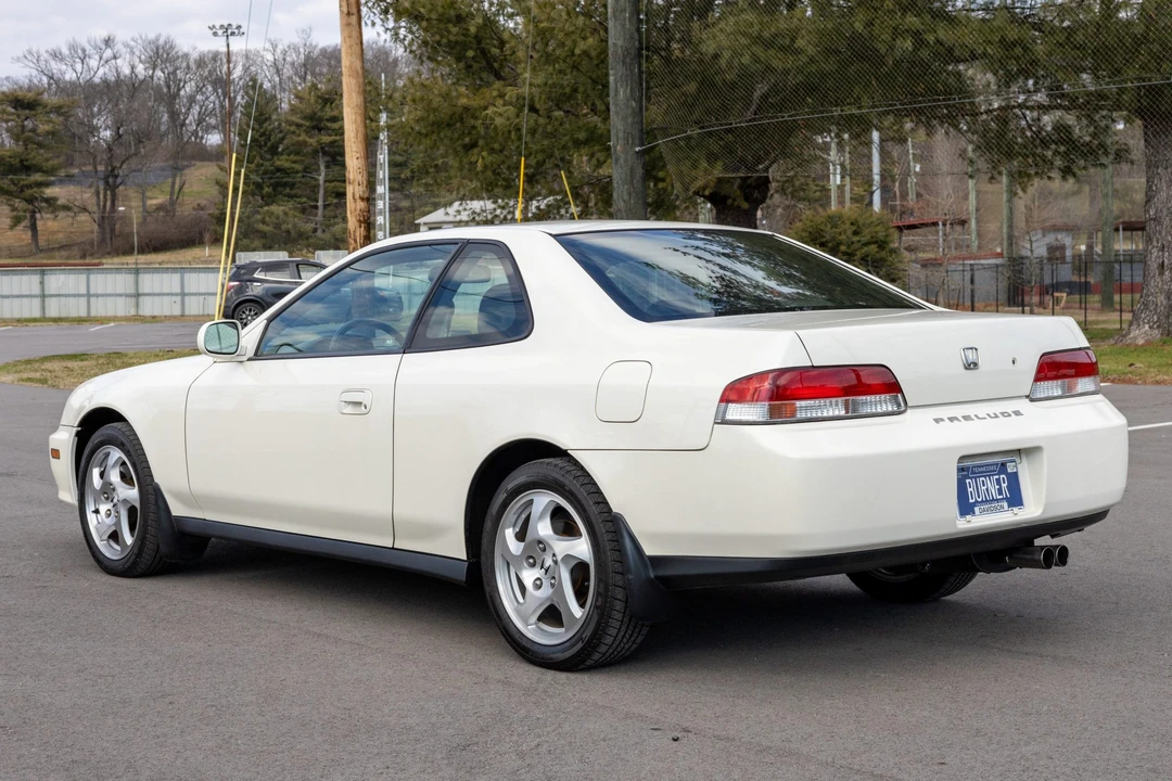 2001 Honda Prelude 5th Gen - Image 6 of 31
