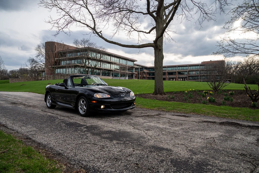 2001 Mazda NB MX-5 Miata - Image 4 of 31