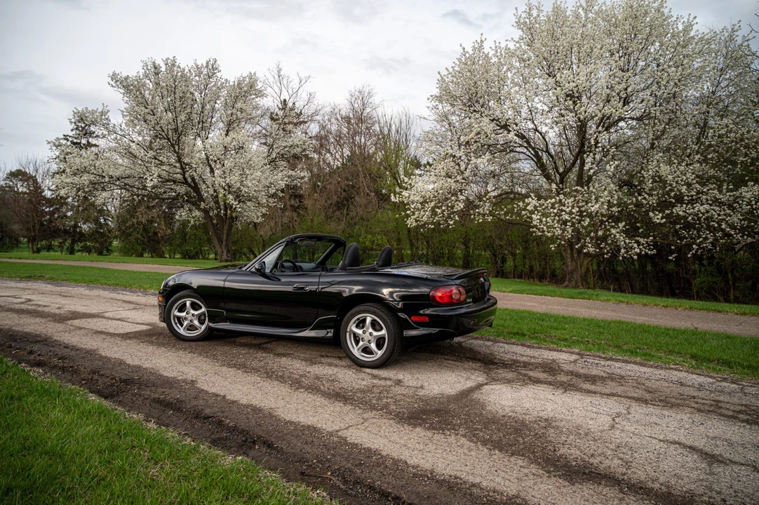 2001 Mazda NB MX-5 Miata - Image 7 of 31