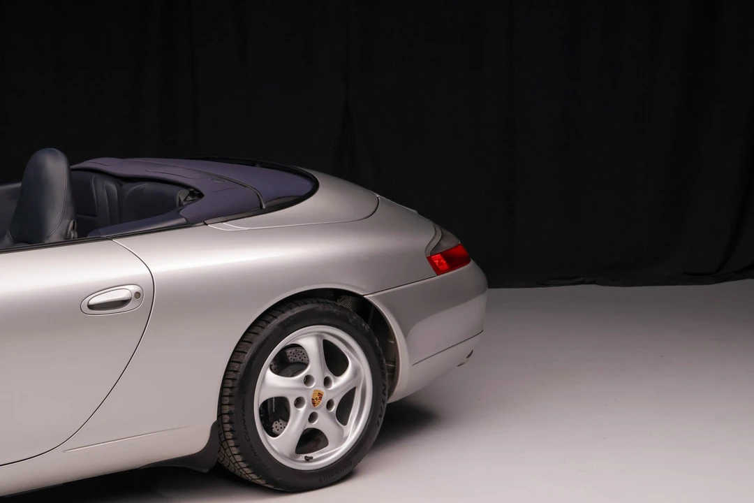 2001 Porsche 996 Carrera - Image 30 of 31