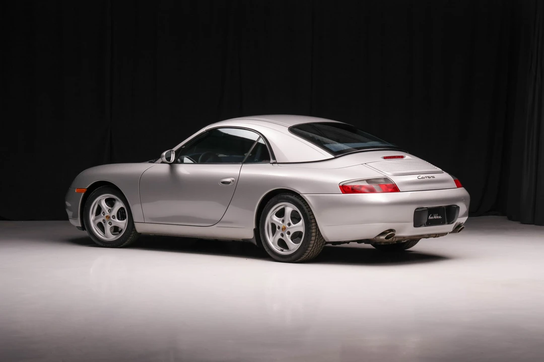 2001 Porsche 996 Carrera - Image 17 of 31