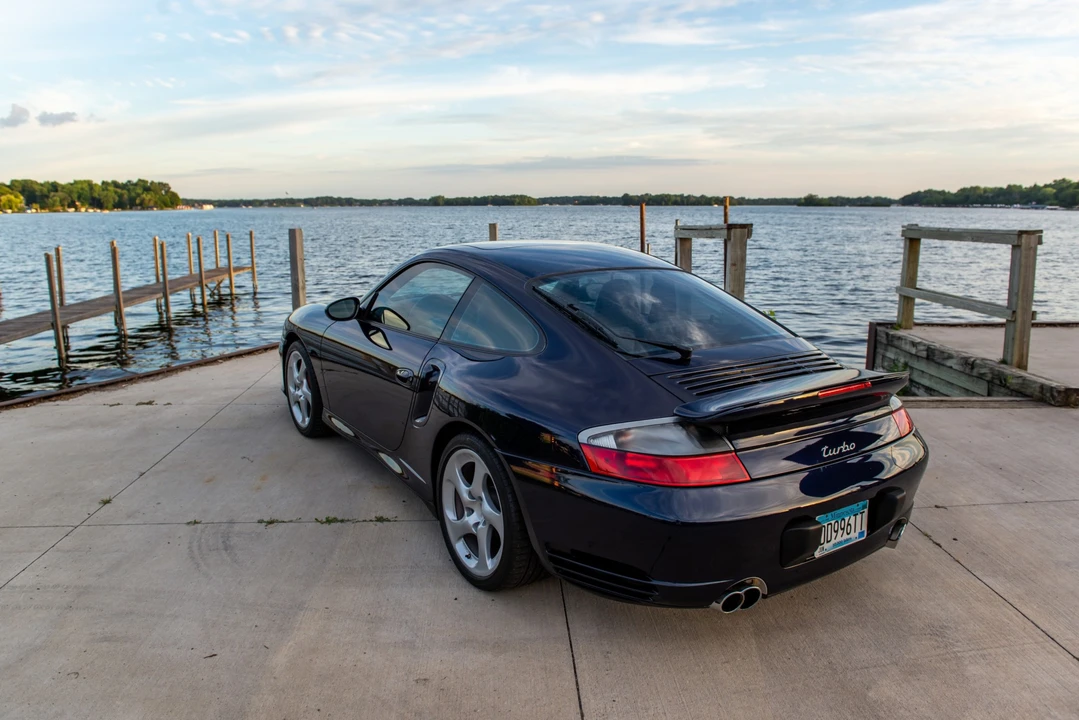 2001 Porsche 996 Turbo - Image 6 of 31