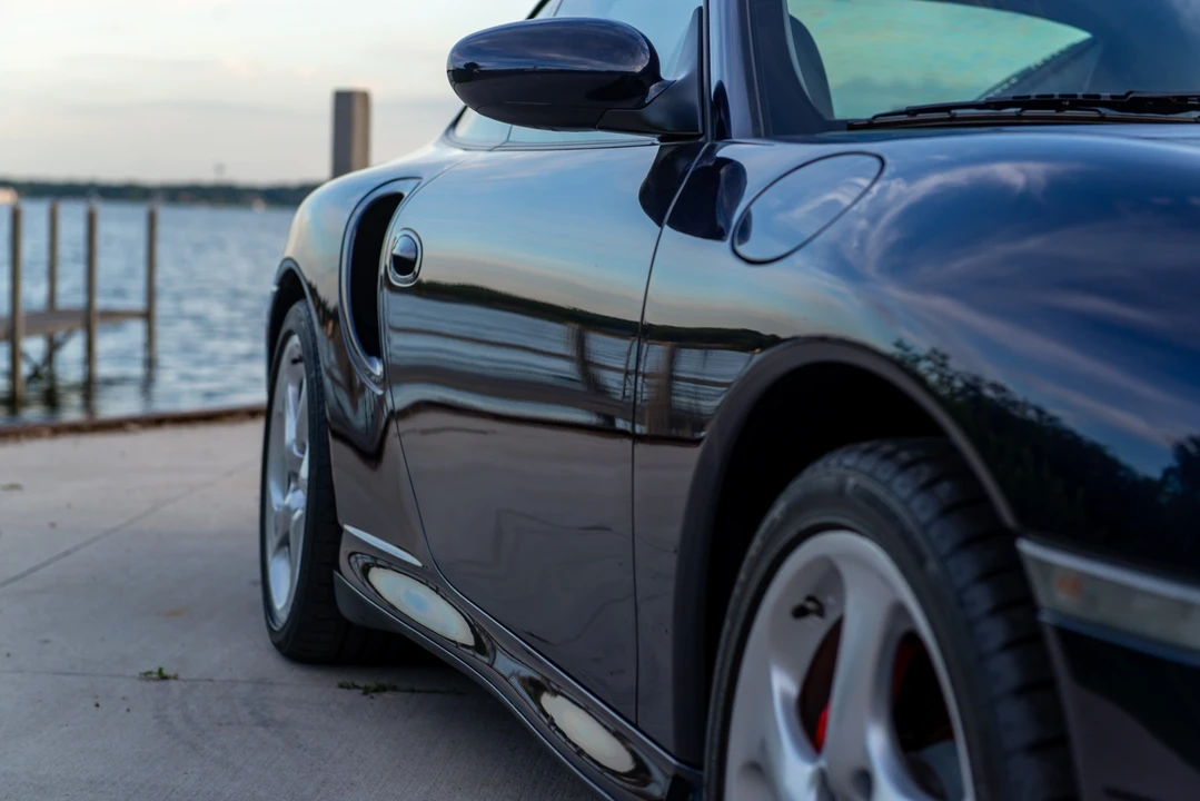 2001 Porsche 996 Turbo - Image 17 of 31