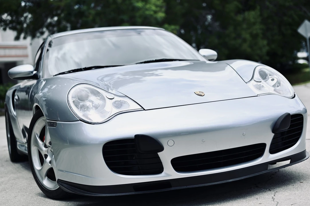 2001 Porsche 996 Turbo - Image 11 of 31
