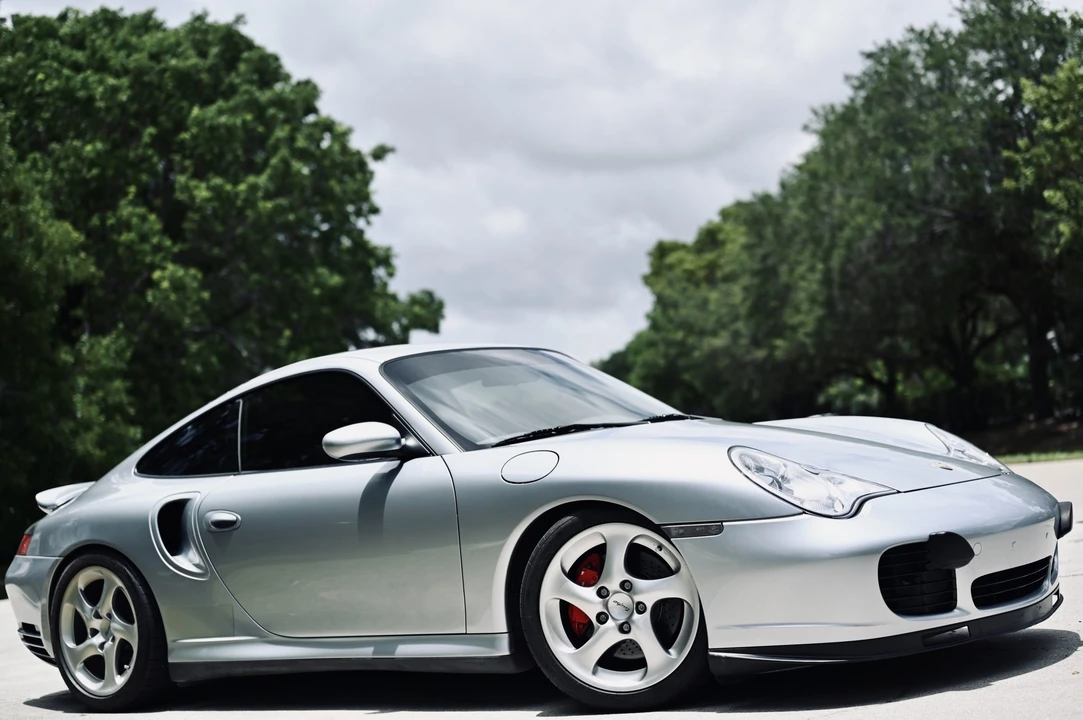 2001 Porsche 996 Turbo - Image 10 of 31