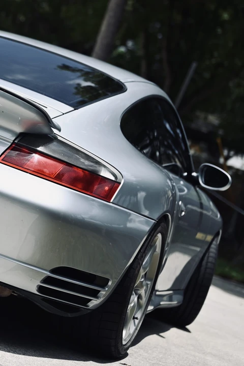 2001 Porsche 996 Turbo - Image 30 of 31