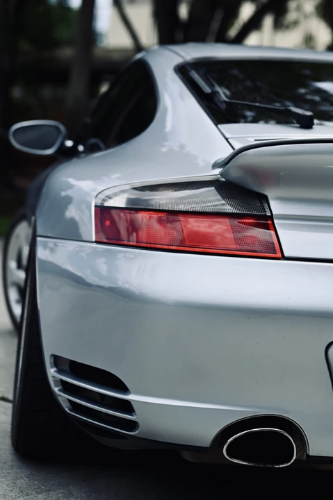 2001 Porsche 996 Turbo - Image 24 of 31