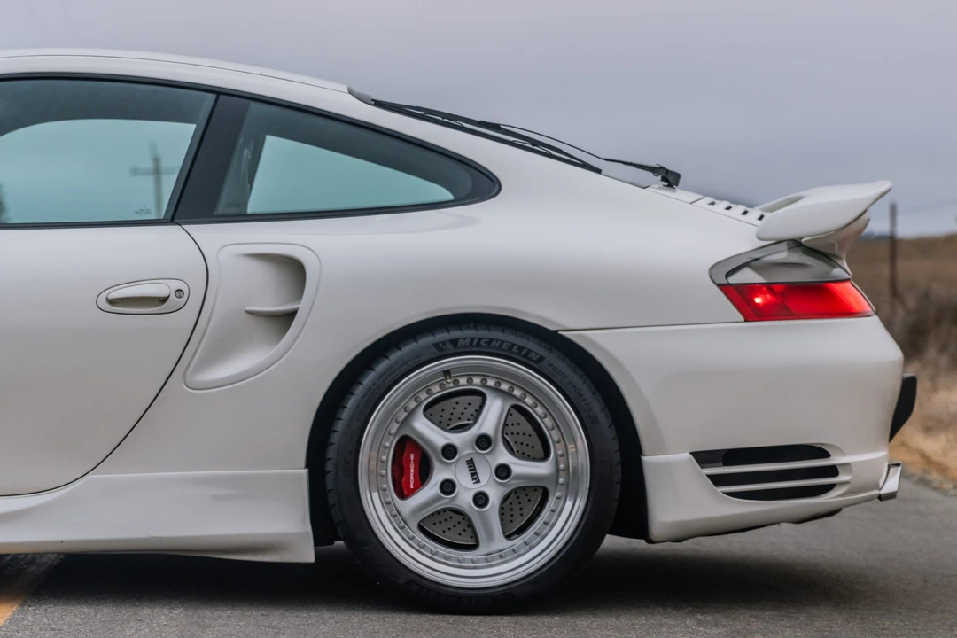 2001 Porsche 996 Turbo - Image 22 of 31