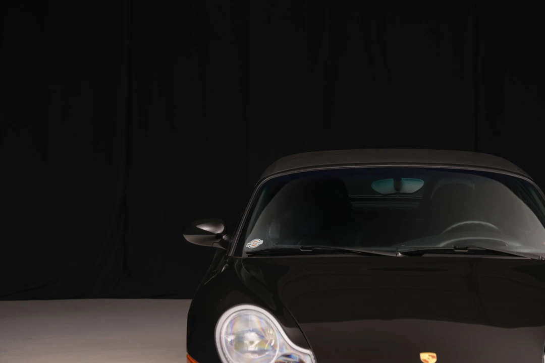 2001 Porsche 986 Boxster - Image 18 of 31