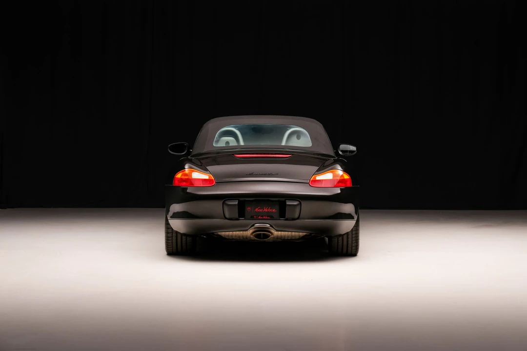 2001 Porsche 986 Boxster - Image 17 of 31