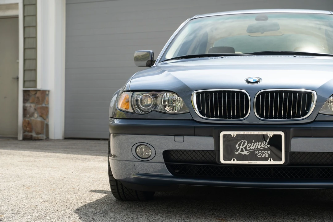 2002 BMW E46 330i & 330Ci - Image 27 of 31