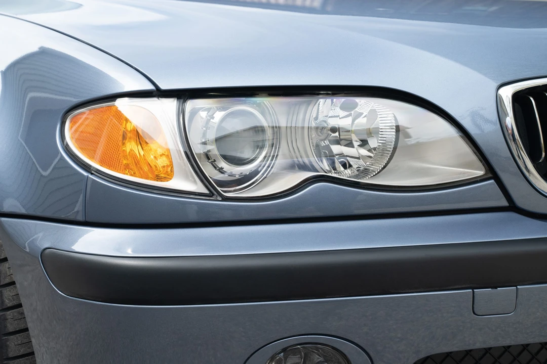 2002 BMW E46 330i & 330Ci - Image 30 of 31
