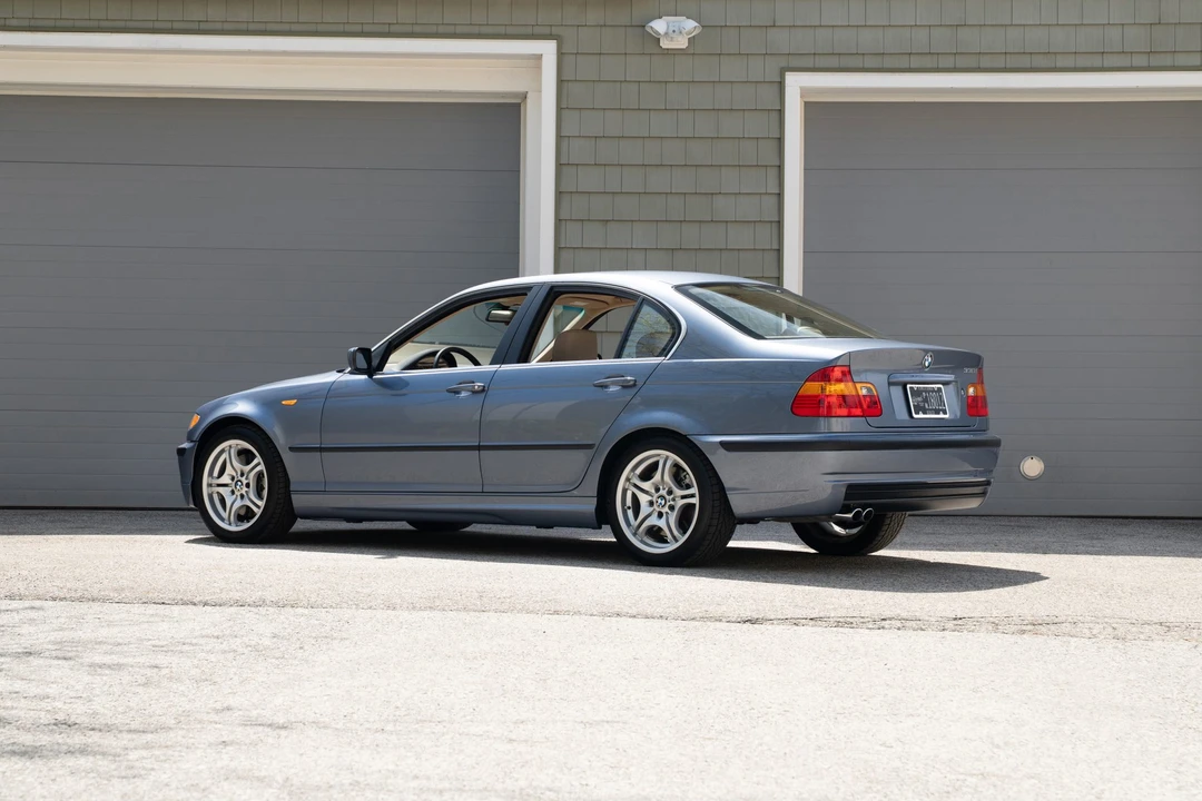 2002 BMW E46 330i & 330Ci - Image 11 of 31