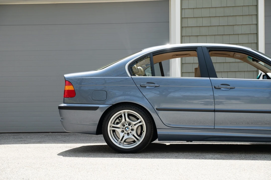 2002 BMW E46 330i & 330Ci - Image 22 of 31