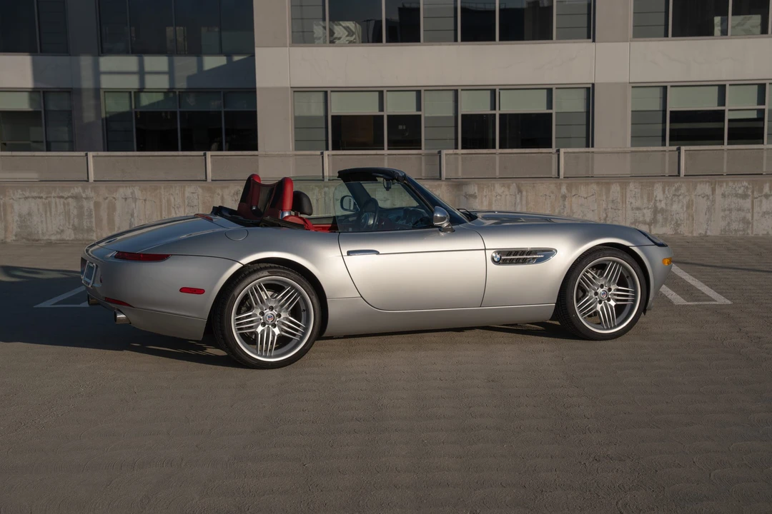 2002 BMW Z8 - Image 6 of 31