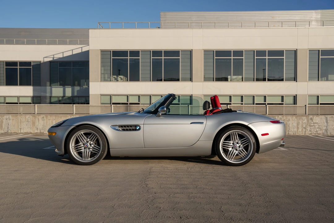 2002 BMW Z8 - Image 15 of 31