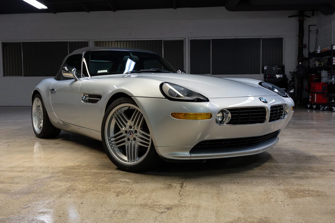 2002 BMW Z8 - Image 29 of 31