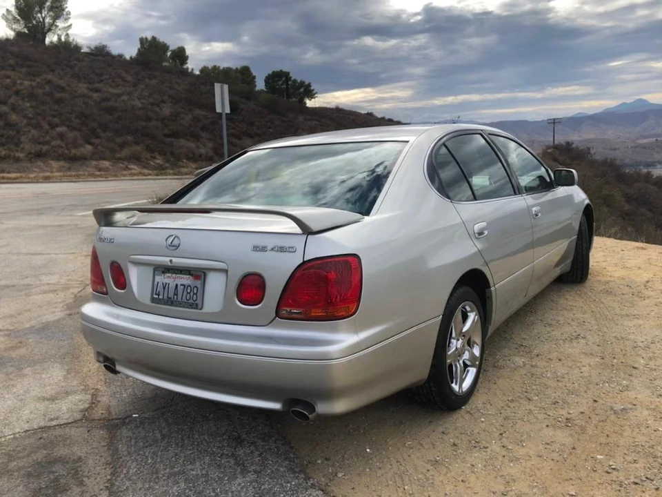 2002 Lexus GS 2nd Gen - Image 10 of 31