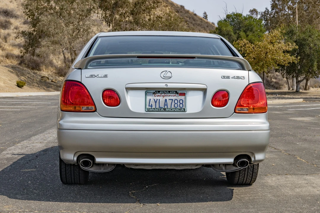 2002 Lexus GS 2nd Gen - Image 12 of 31