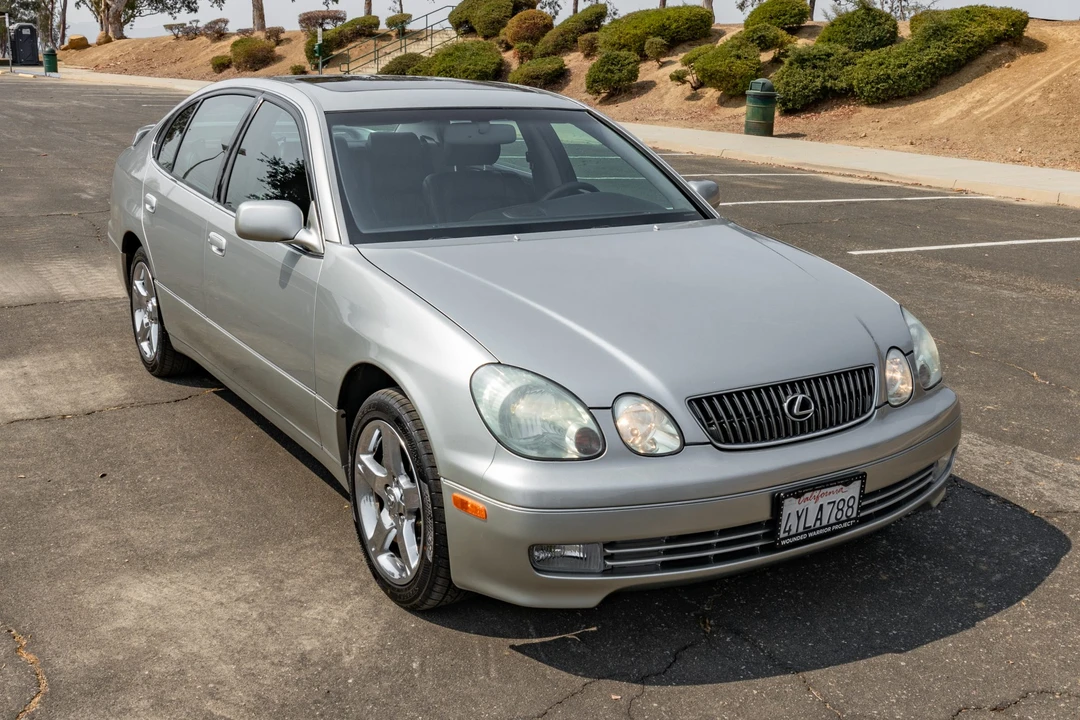 2002 Lexus GS 2nd Gen - Image 7 of 31