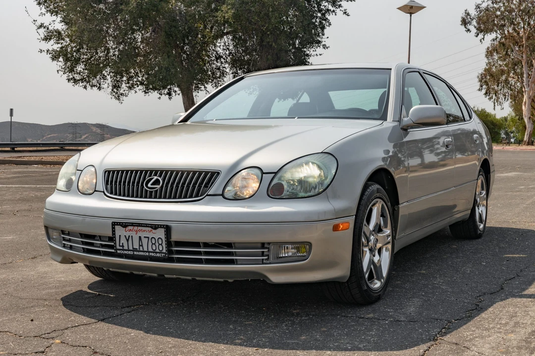 2002 Lexus GS 2nd Gen - Image 3 of 31