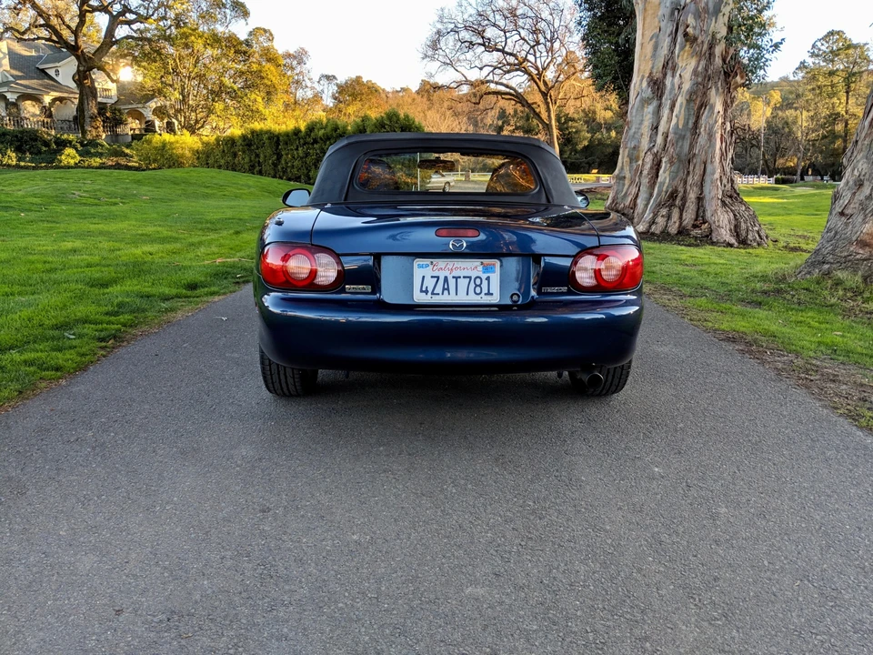2002 Mazda NB MX-5 Miata - Image 5 of 31