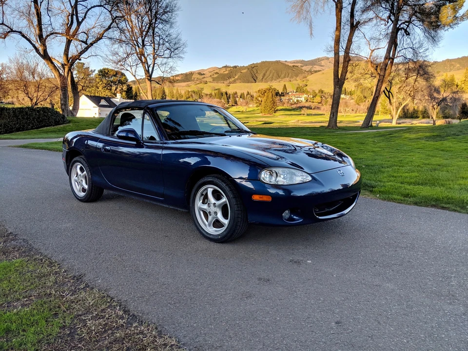 2002 Mazda NB MX-5 Miata - Image 8 of 31