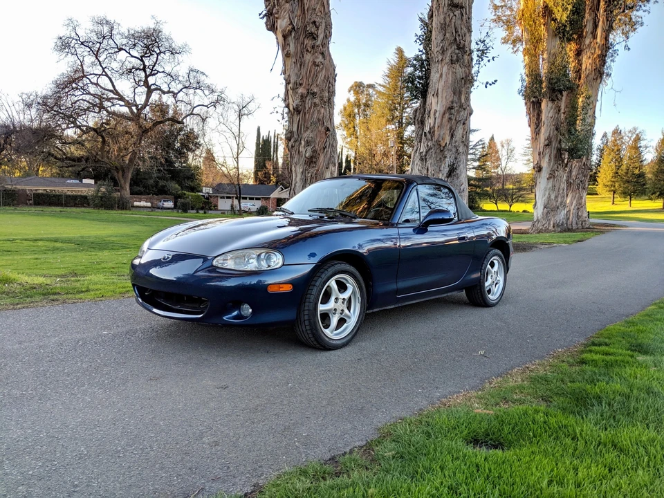 2002 Mazda NB MX-5 Miata - Image 14 of 31