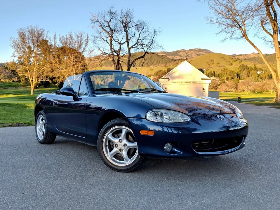 2002 Mazda NB MX-5 Miata - Image 29 of 31