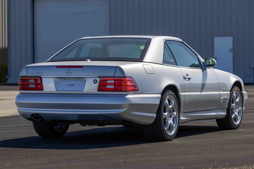 2002 Mercedes-Benz R230 SL-Class - Image 23 of 31