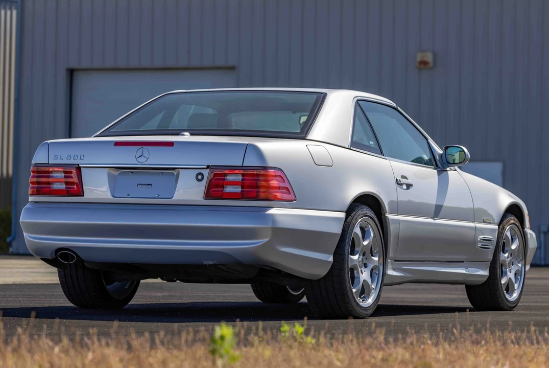 2002 Mercedes-Benz R230 SL-Class - Image 22 of 31