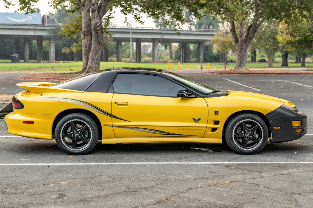 2002 Pontiac Firebird Trans Am 4th Gen - Image 13 of 31