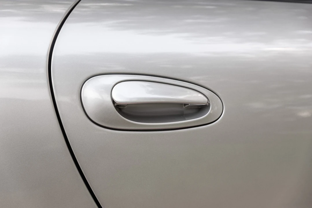 2002 Porsche 996 Carrera - Image 17 of 31