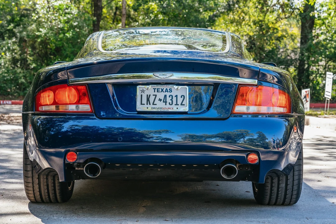 2003 Aston Martin Vanquish 1st Gen - Image 10 of 31