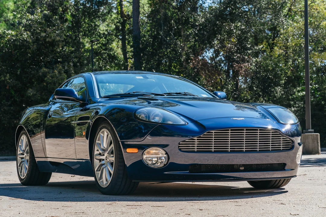 2003 Aston Martin Vanquish 1st Gen - Image 5 of 31