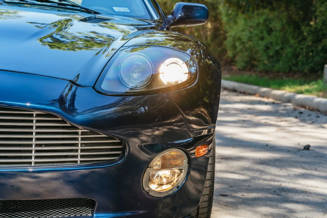 2003 Aston Martin Vanquish 1st Gen - Image 17 of 31