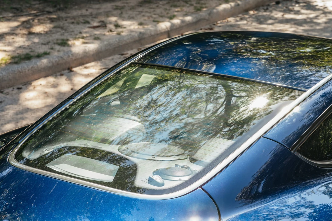 2003 Aston Martin Vanquish 1st Gen - Image 30 of 31