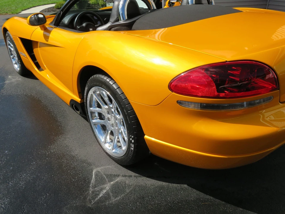2003 Dodge Viper 3rd Gen - Image 30 of 31