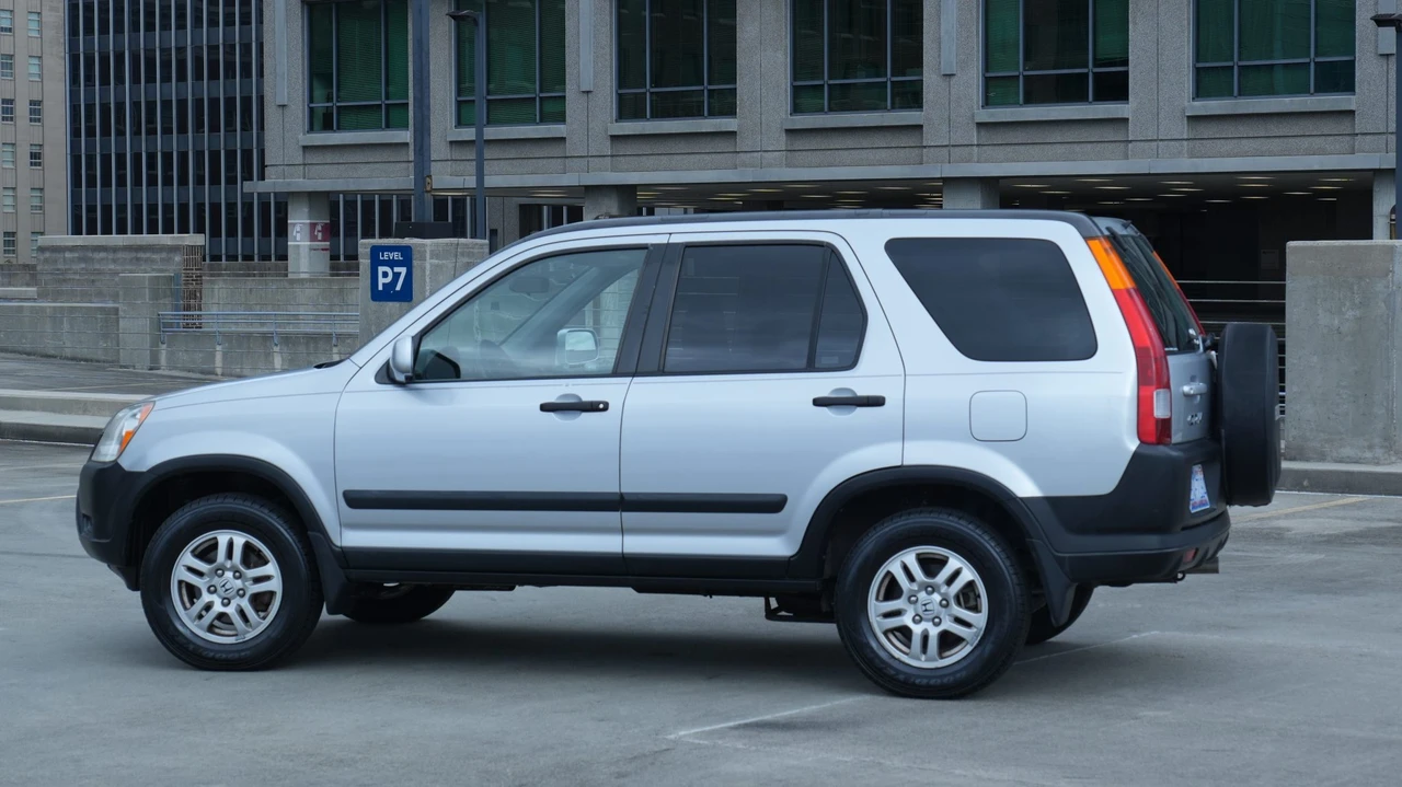 2003 Honda CR-V 2nd Gen - Image 13 of 31
