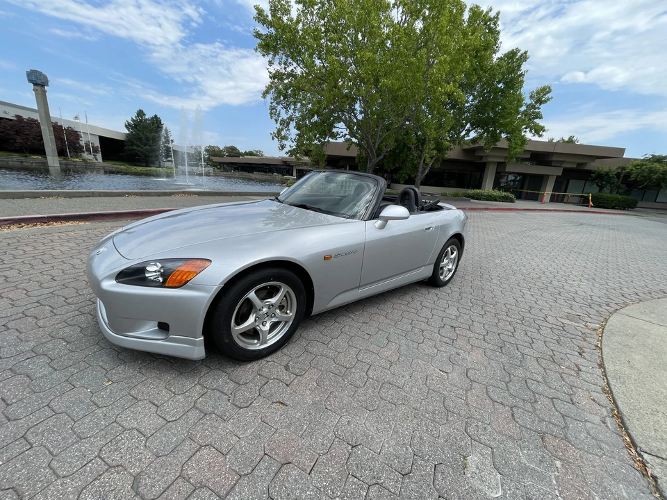 2003 Honda AP1 S2000 - Image 2 of 31