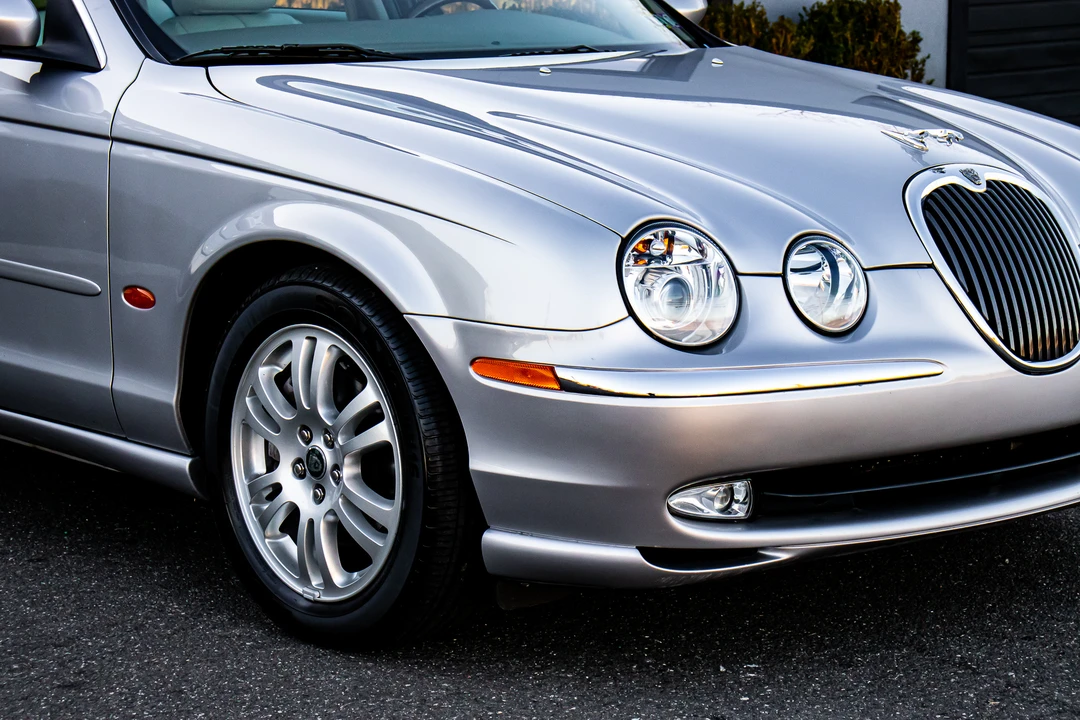 2003 Jaguar S-Type 2nd Gen - Image 23 of 31