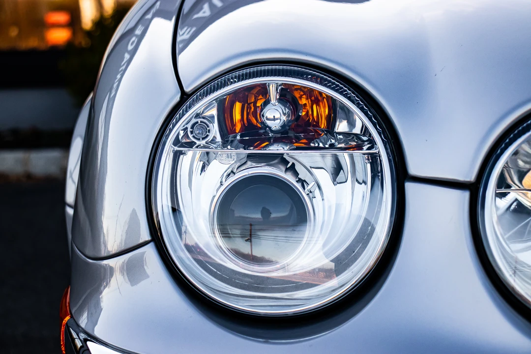 2003 Jaguar S-Type 2nd Gen - Image 27 of 31