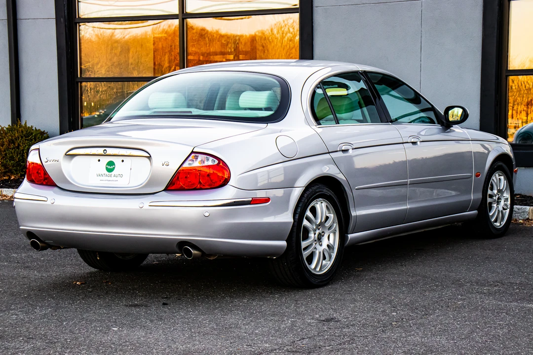 2003 Jaguar S-Type 2nd Gen - Image 12 of 31