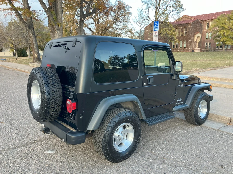 2003 Jeep TJ Wrangler - Image 17 of 31