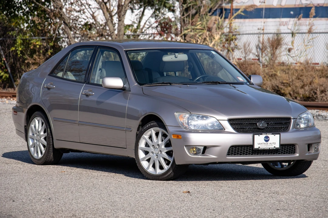 2003 Lexus IS 1st Gen - Image 8 of 31